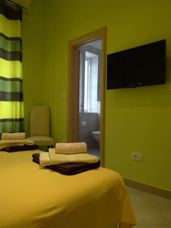 Rooms Stella สปลิท ภายนอก รูปภาพ